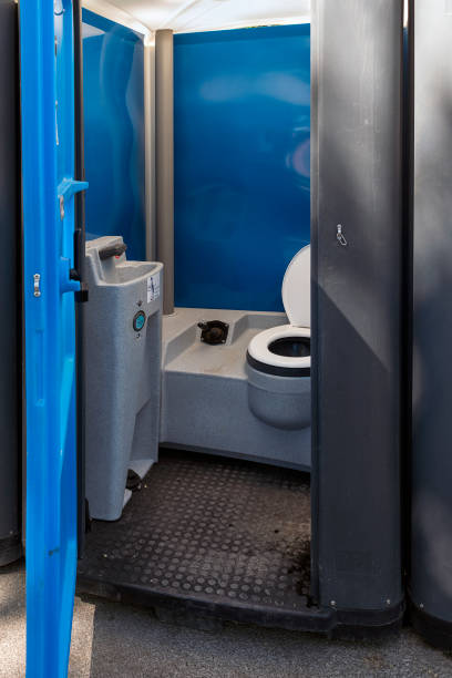 Best Portable toilet rental cost  in Kerman, CA